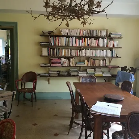 Couette-café Du Jardin Francais Ermenonville
