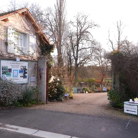 Chambres D'hotes Du Jardin Francais Ermenonville